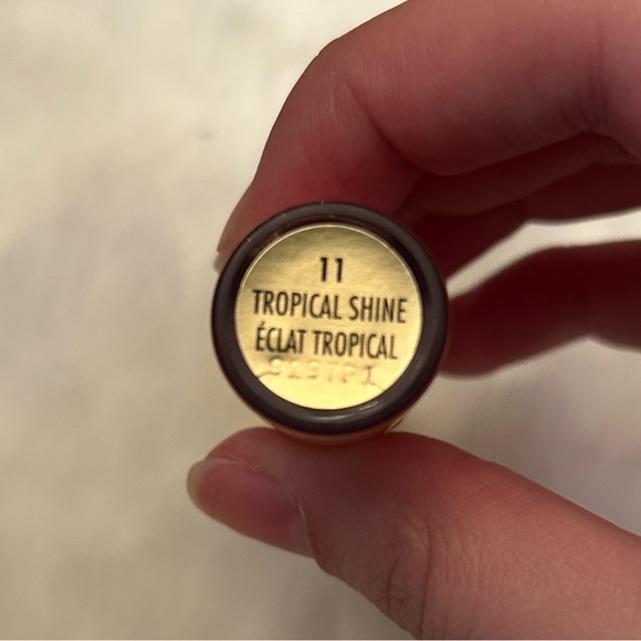 Set of 2 Milani Keep it Full Nourishing Lip Plumper - Picture 5 of 5